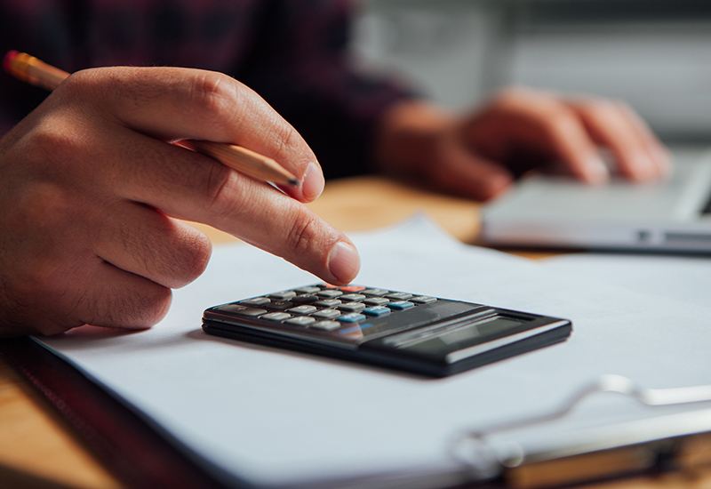 calculating payroll with calculator